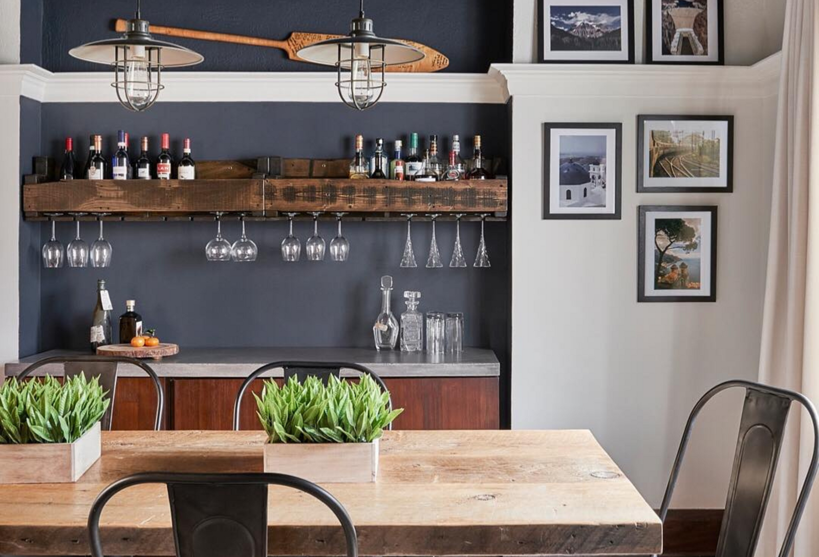 Are Accent Walls Out of Style? | JC Licht