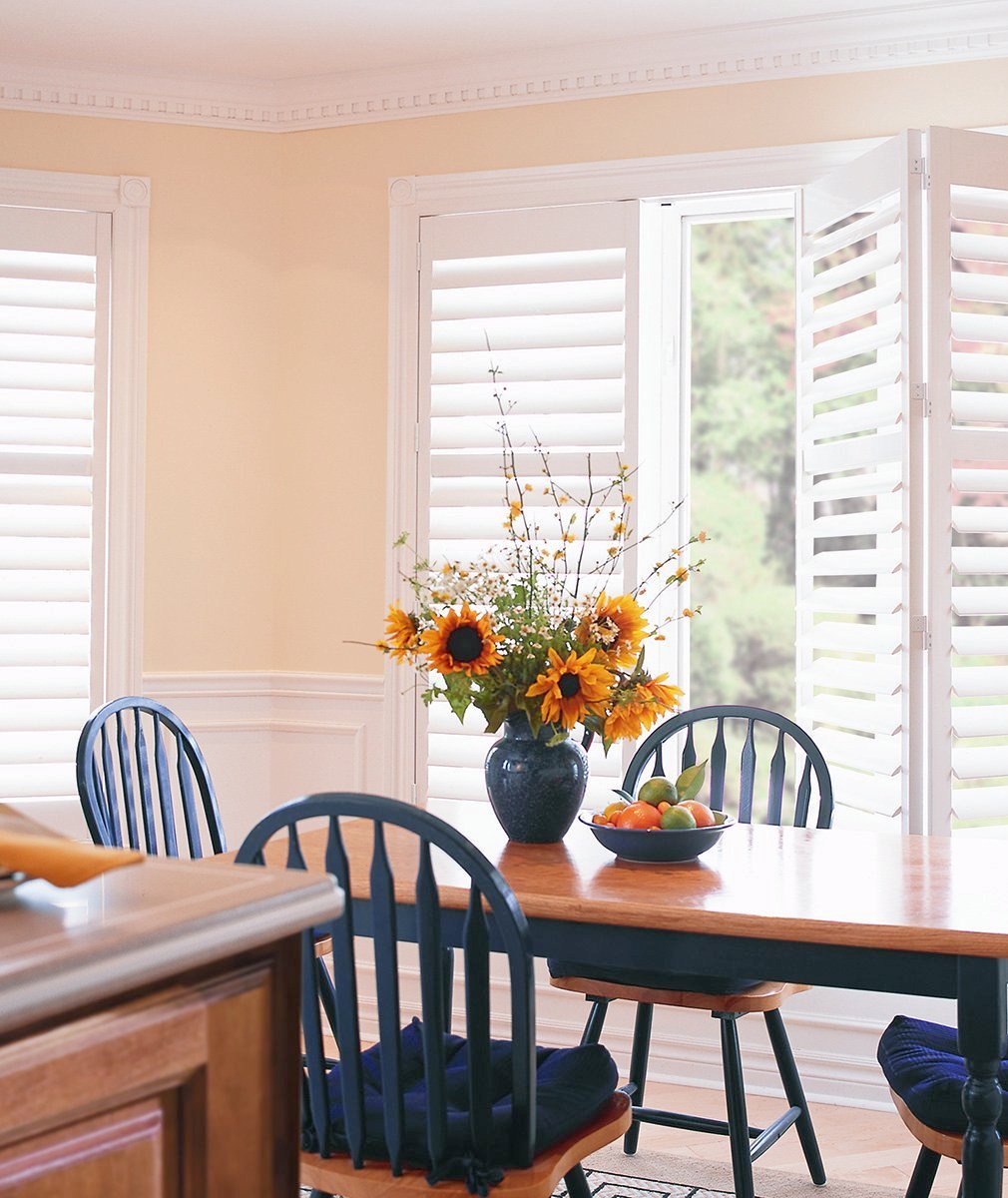 Hunter Douglas Window Treatments Palm Beach Dining Room. Available at JC Licht in Chicago, IL