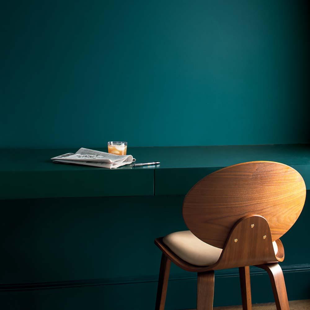 Shop Benajmin Moore's 2054-20 Beau Green at JC Licht in Chicago, IL. Chicagolands favorite Benjamin Moore dealer.