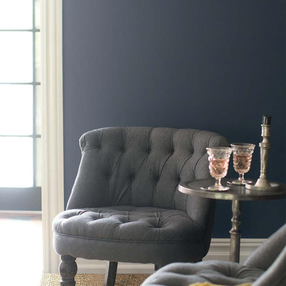 Shop Benajmin Moore's 2130-40 Black Pepper at JC Licht in Chicago, IL. Chicagolands favorite Benjamin Moore dealer.
