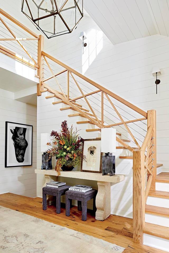 OC-17 White Dove a Paint Color by Benjamin Moore | JC Licht
