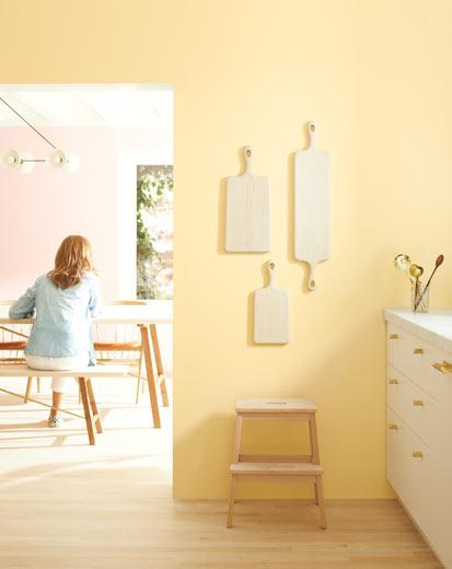 Shop Benajmin Moore's 2152-50 Golden Straw at JC Licht in Chicago, IL. Chicagolands favorite Benjamin Moore dealer.